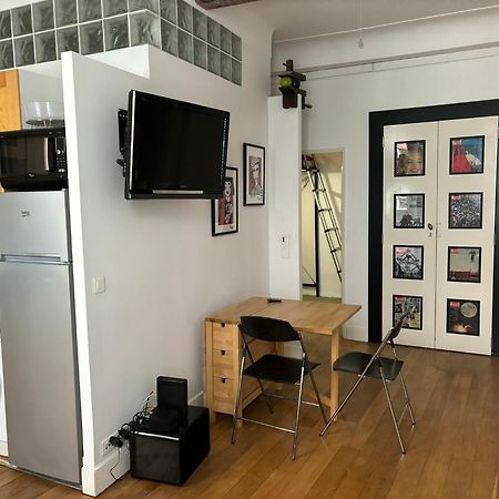 2 Bedroom Funky Apartment In The Heart Of The Old Town Of อองทีบส์ ภายนอก รูปภาพ