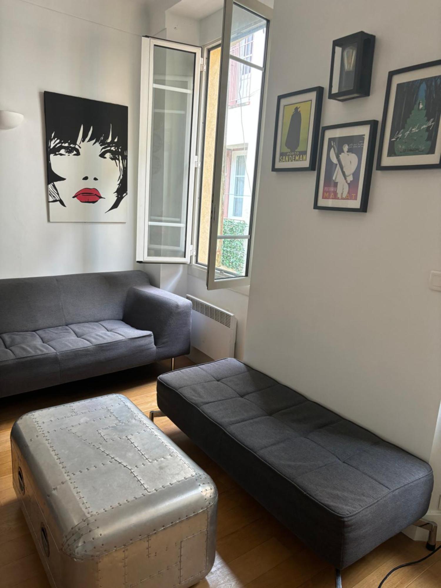2 Bedroom Funky Apartment In The Heart Of The Old Town Of อองทีบส์ ภายนอก รูปภาพ